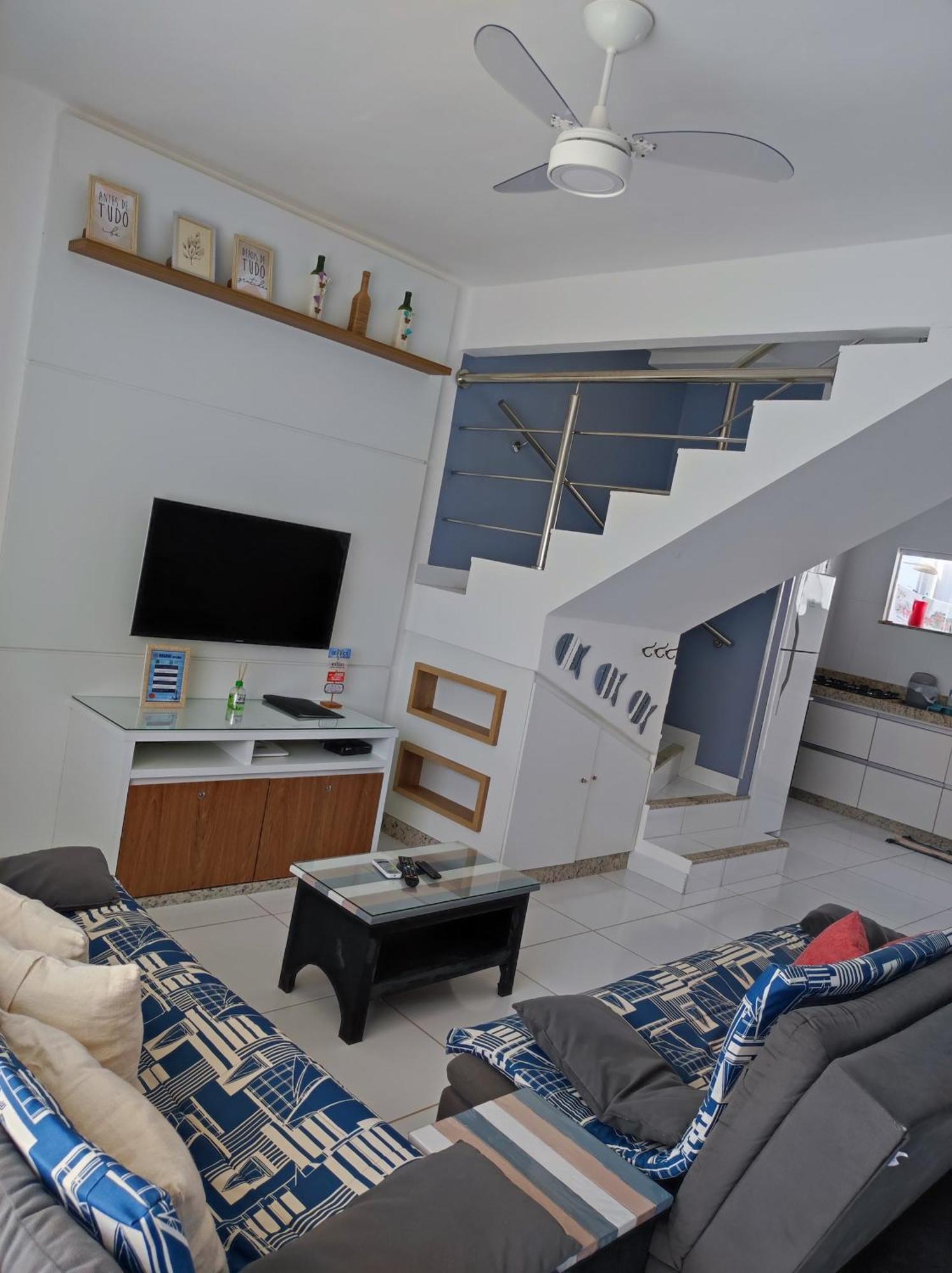 Confortável Duplex A 100 Metros Da
